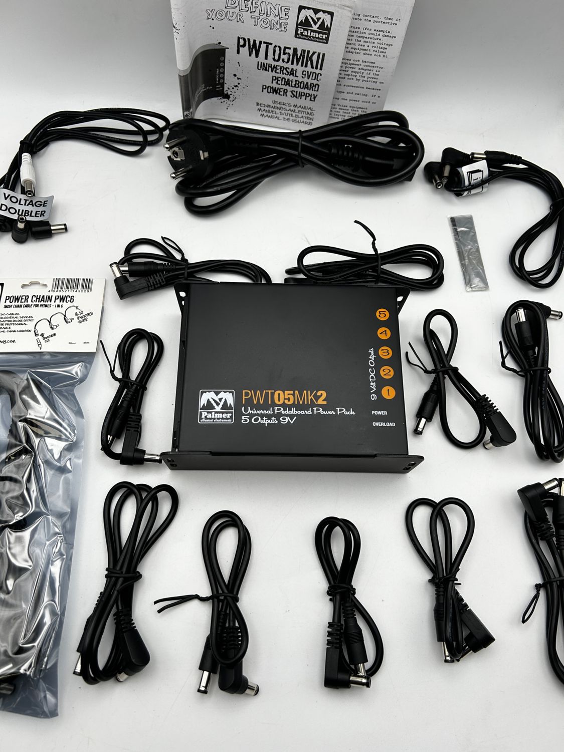 Palmer PWT 05 MK 2 - Uniwersalny zasilacz 9 V do pedalboardów