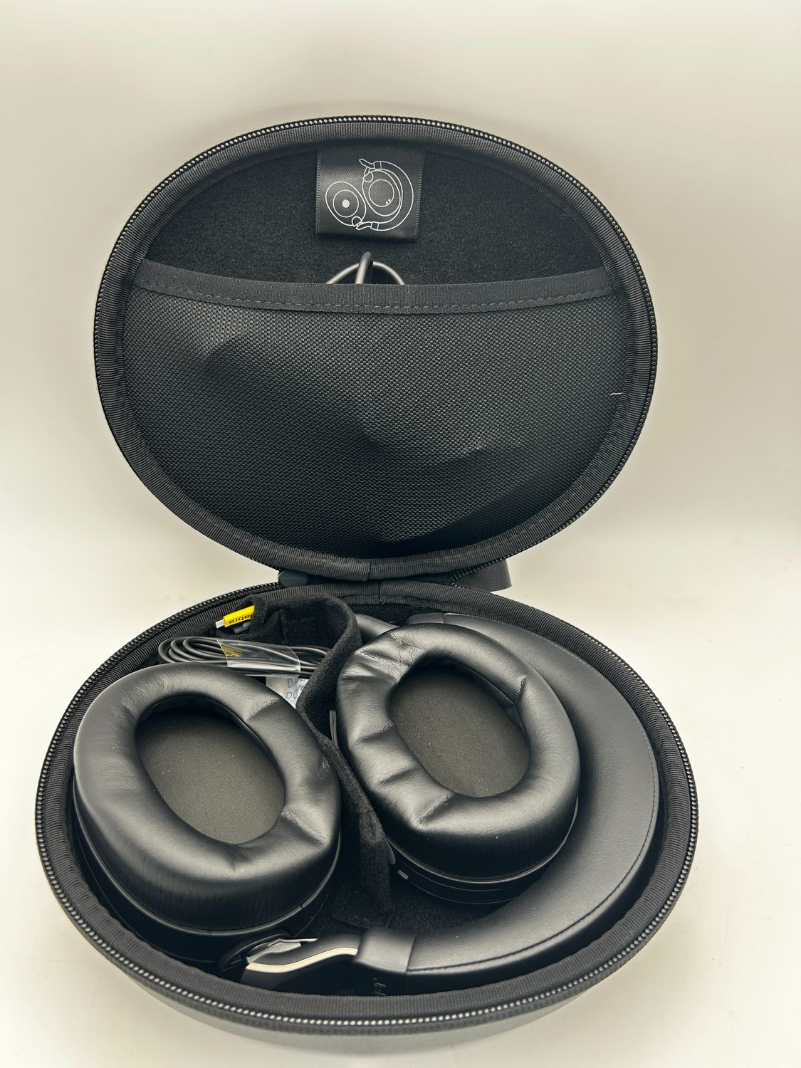 Jabra Evolve2 85 – bezprzewodowy zestaw słuchawkowy z mikrofonem