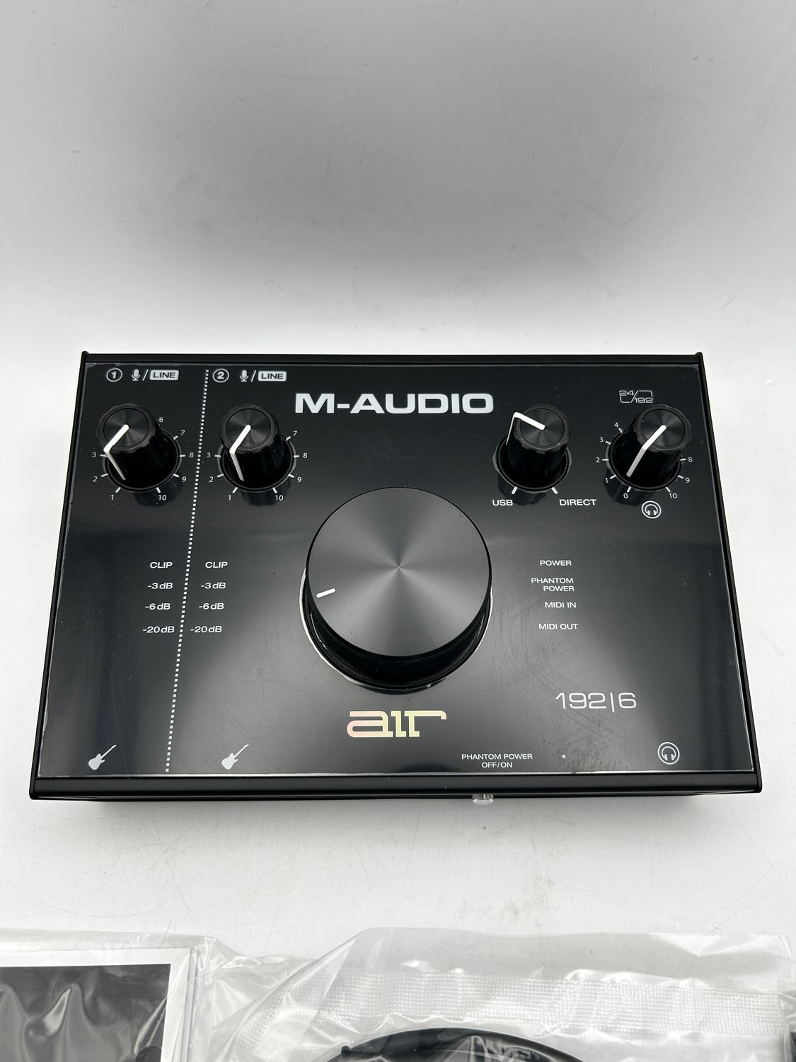 M-Audio AIR 192|14 interfejs audio USB-C 24-bit/192 kHz z MIDI