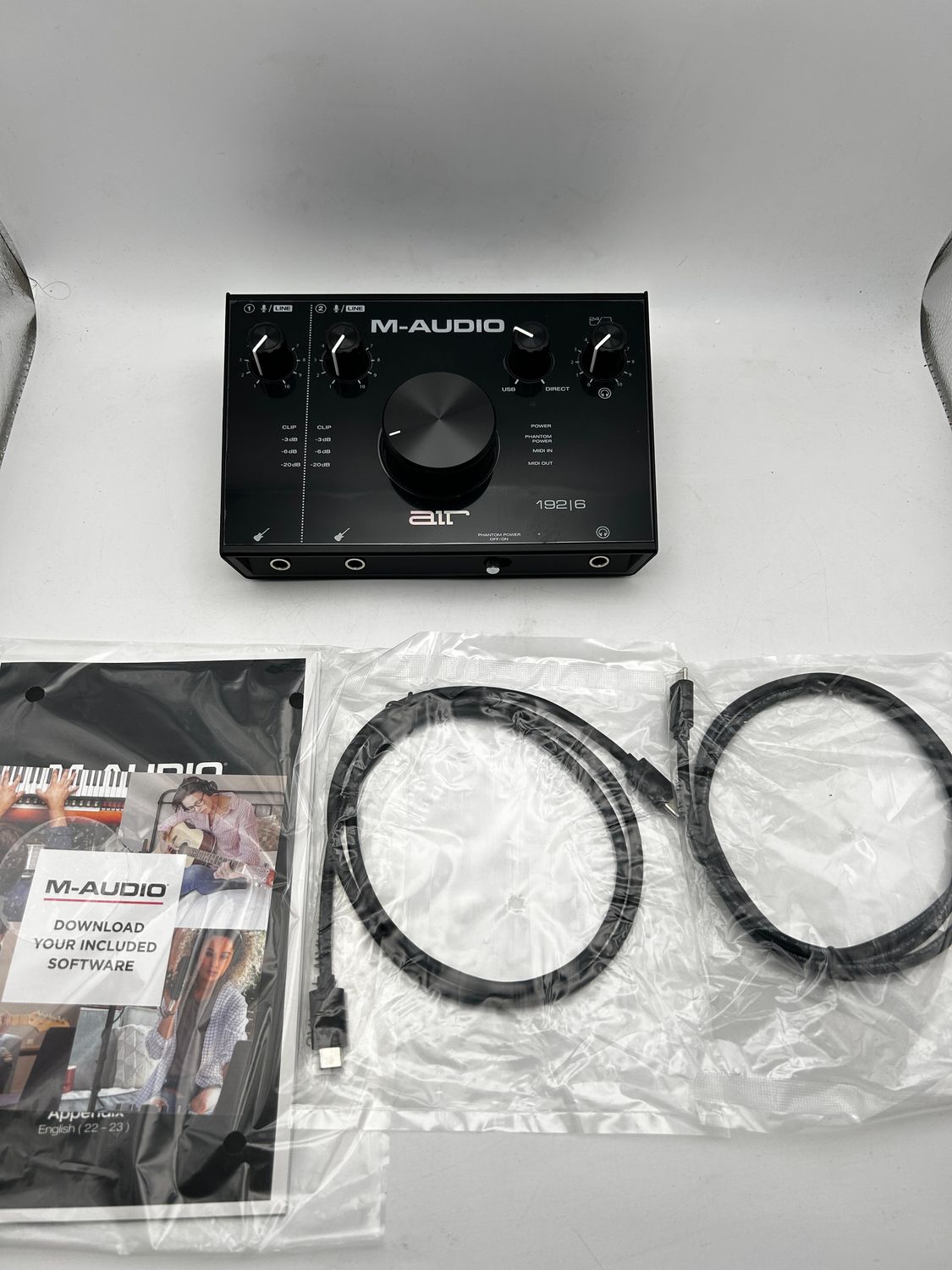 M-Audio AIR 192|14 interfejs audio USB-C 24-bit/192 kHz z MIDI