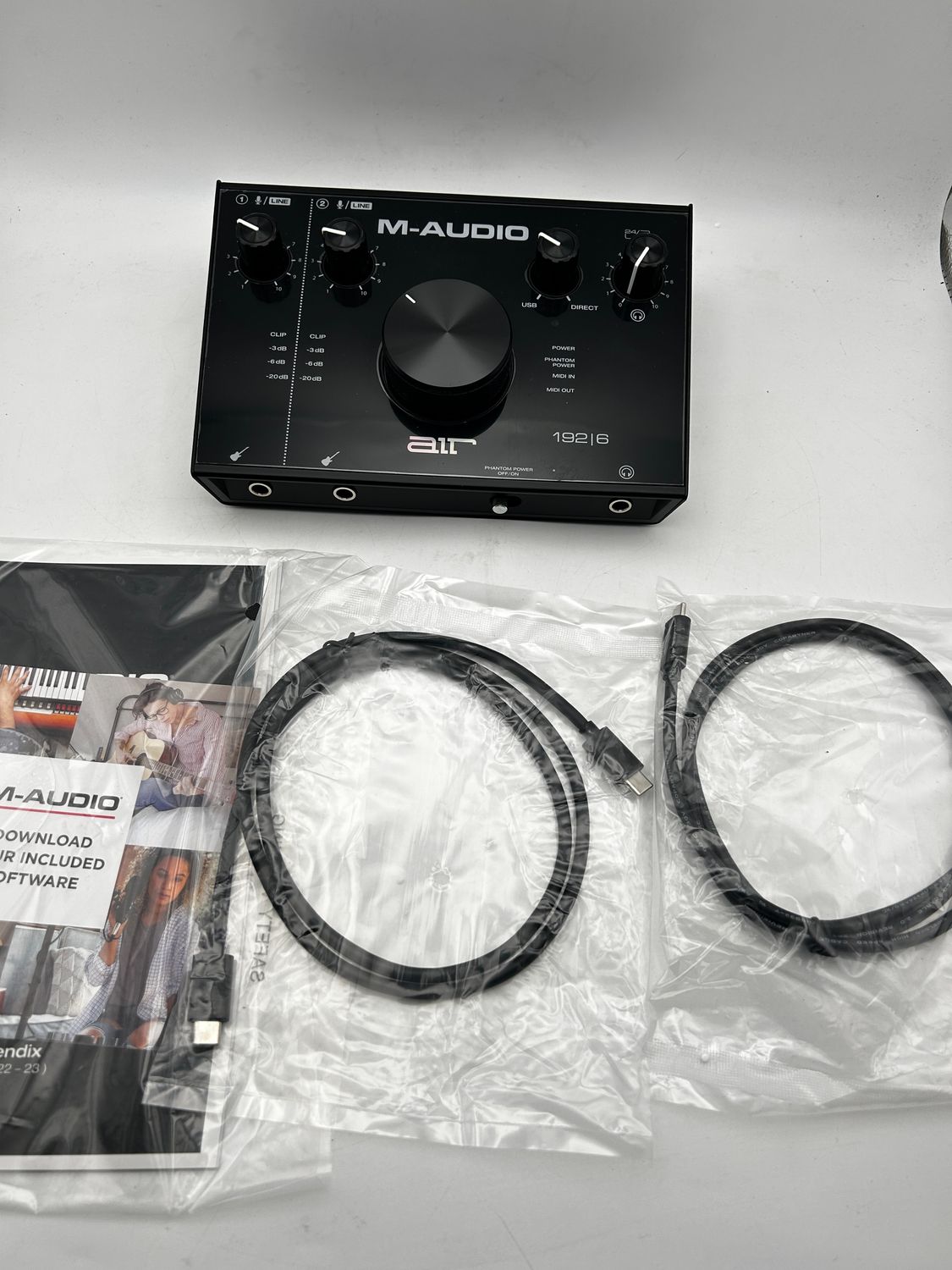 M-Audio AIR 192|14 interfejs audio USB-C 24-bit/192 kHz z MIDI
