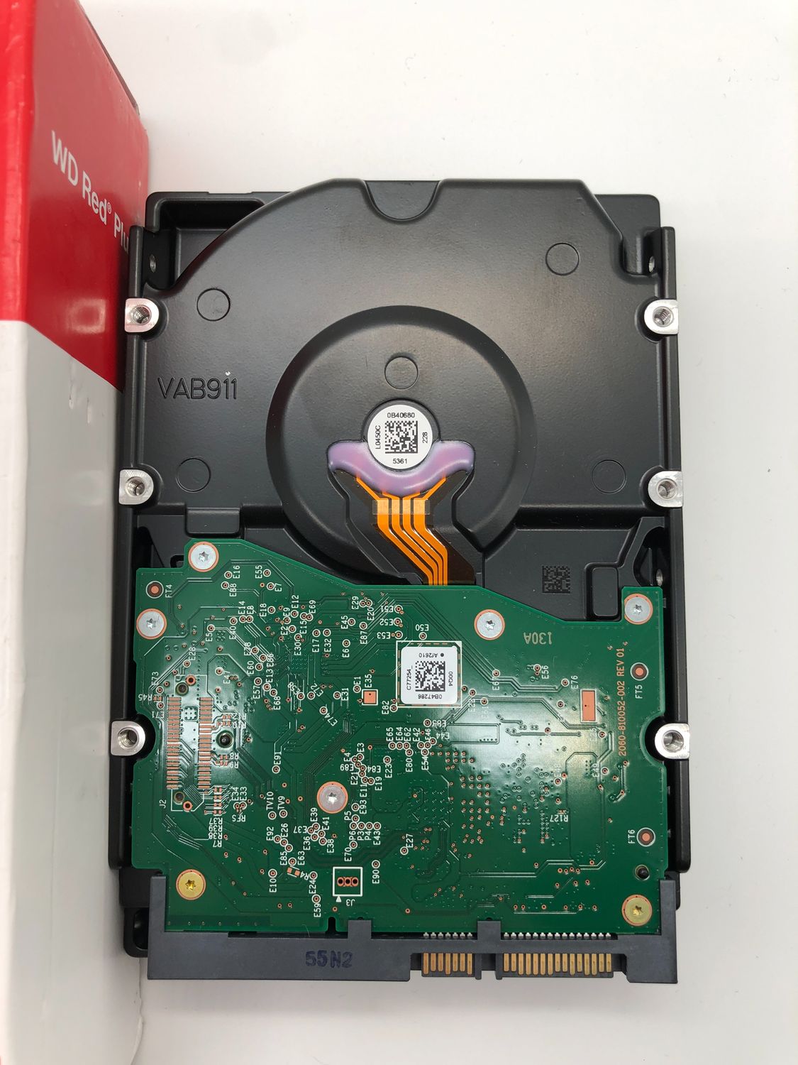 WD Red Plus 8TB NAS 3,5" Dysk Twardy SATA 6 Gb/s, 5640 RPM, CMR, 256 MB Cache (WD80EFPX)