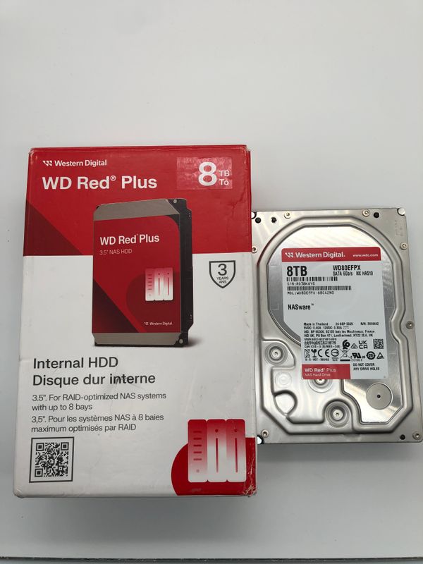WD Red Plus 8TB NAS 3,5" Dysk Twardy SATA 6 Gb/s, 5640 RPM, CMR, 256 MB Cache (WD80EFPX)