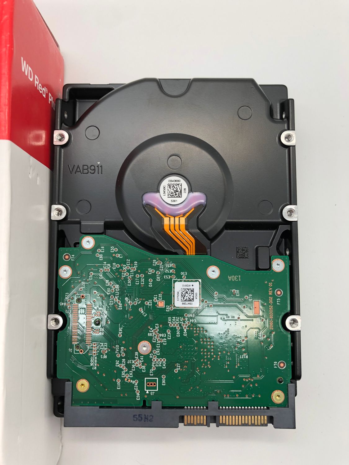 WD Red Plus 8TB NAS 3,5" Dysk Twardy SATA 6 Gb/s, 5640 RPM, CMR, 256 MB Cache (WD80EFPX)