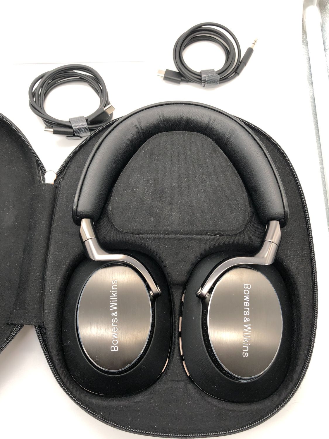 Bowers &amp; Wilkins Px8 FP42951 Słuchawki nauszne, czarne