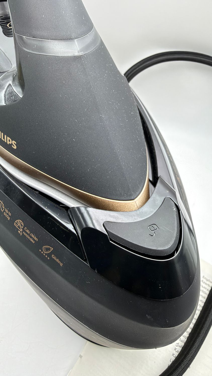 Philips stacja parowa PerfectCare seria 6000, czarna, 2400 W