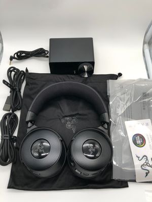 Razer Kraken V4 Pro — bezprzewodowy zestaw słuchawkowy do gier z hubem