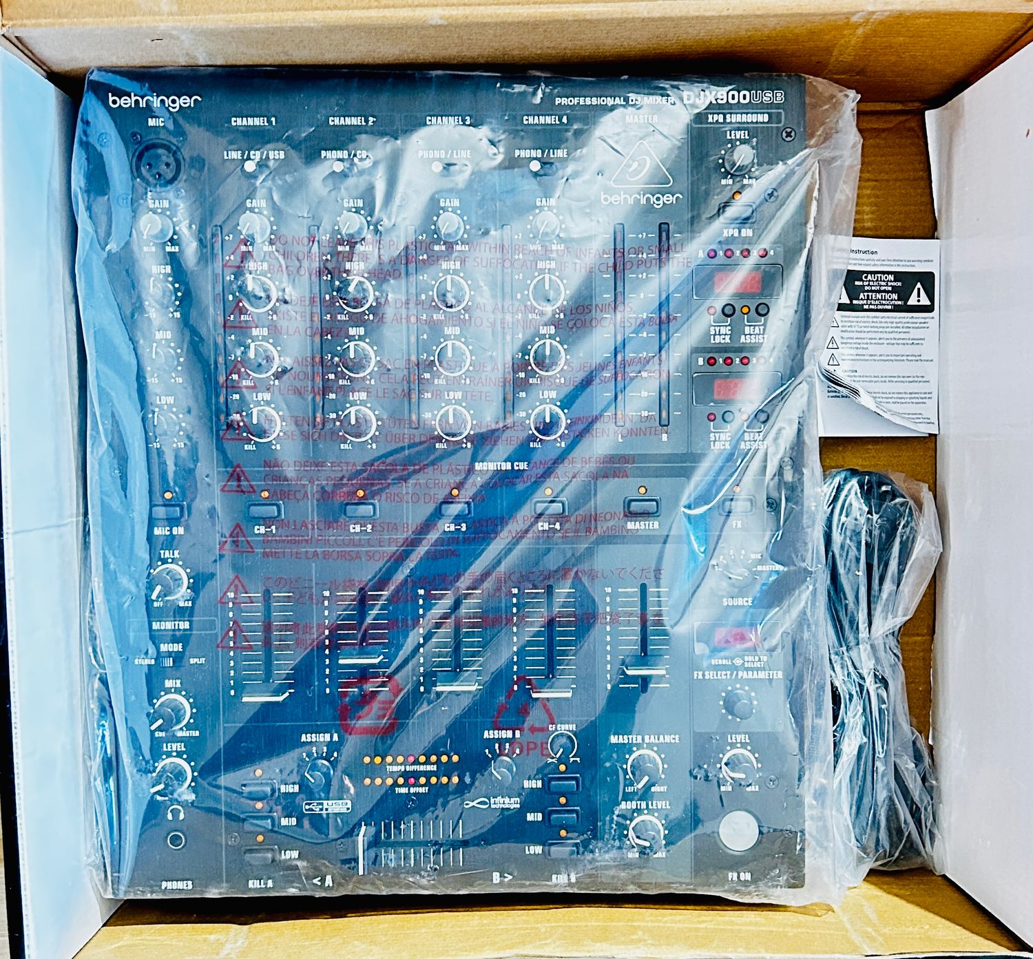 Mikser DJ Behringer DJX900 USB z efektami cyfrowymi 24-bit
