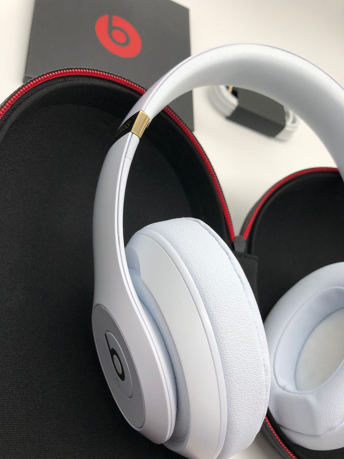Beats Studio3 Wireless z redukcją szumów - słuchawki nauszne - chip P1