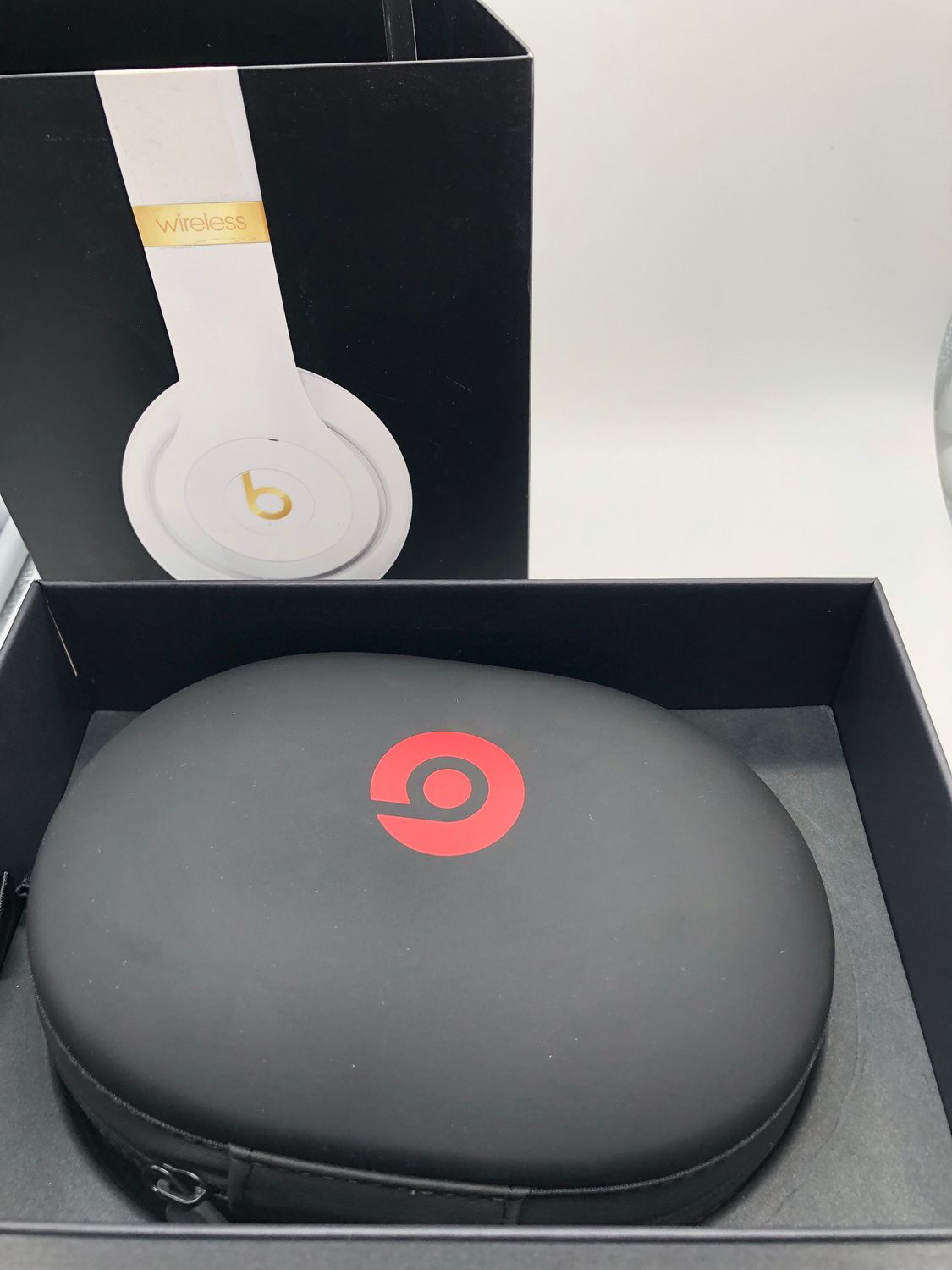 Beats Studio3 Wireless z redukcją szumów - słuchawki nauszne - chip P1