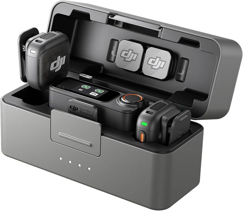 DJI Mic 3 – bezprzewodowy zestaw mikrofonowy (2 nadajniki + 1 odbiornik + etui ładujące)