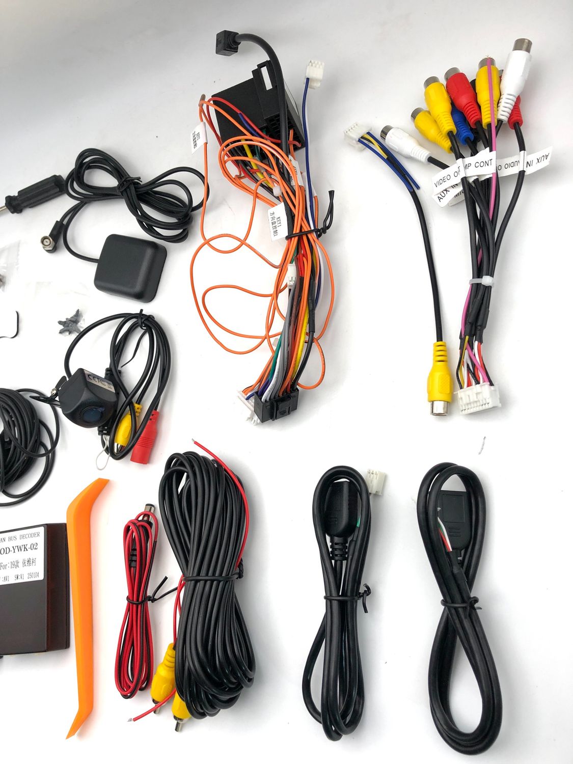 2G+64G Android autoradio ETLFUCyber do IVECO Daily 2014–2021 z kamerą cofania