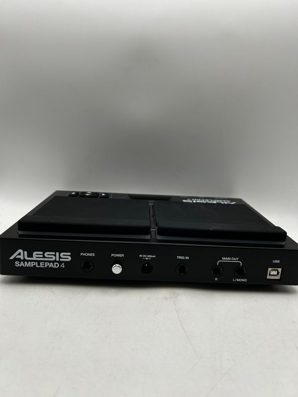 Alesis Sample Pad 4 – kompaktowy instrument perkusyjny i wyzwalacz próbek