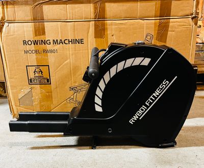 RW801 Fitness wioślarz magnetyczny do domu z wyświetlaczem LCD - uszkodzony