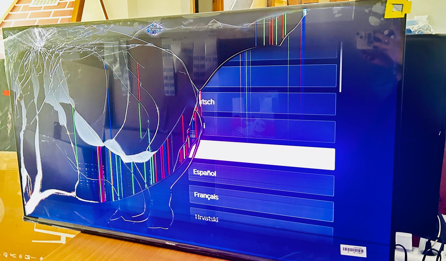 Hisense QLED 43" 43E7Q 4K Ultra HD Smart TV – uszkodzony