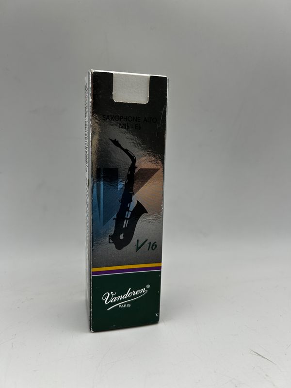 Vandoren SM813S+ – ustnik do saksofonu altowego V16 ebonit A7 S+