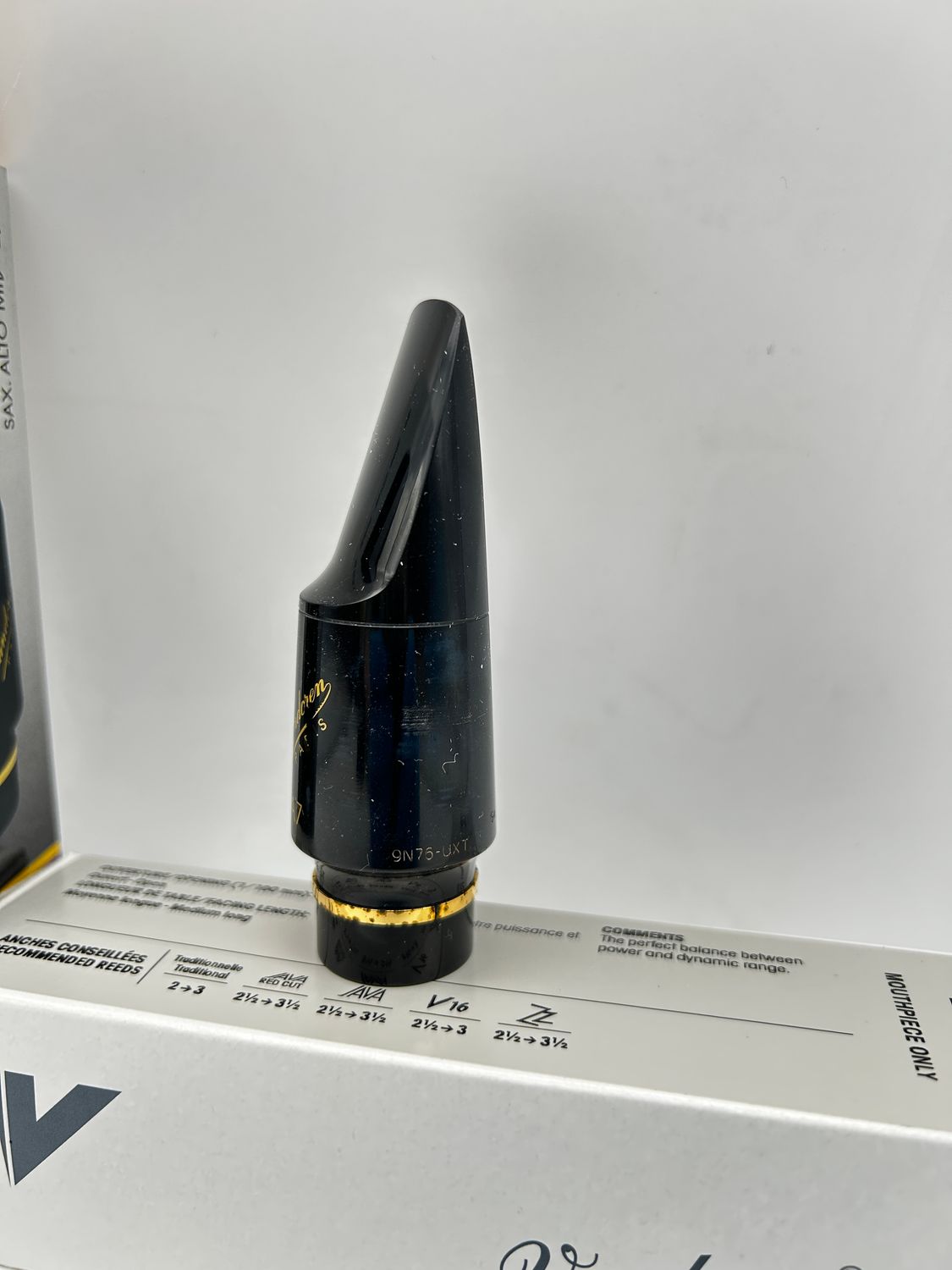 Vandoren SM813S+ – ustnik do saksofonu altowego V16 ebonit A7 S+