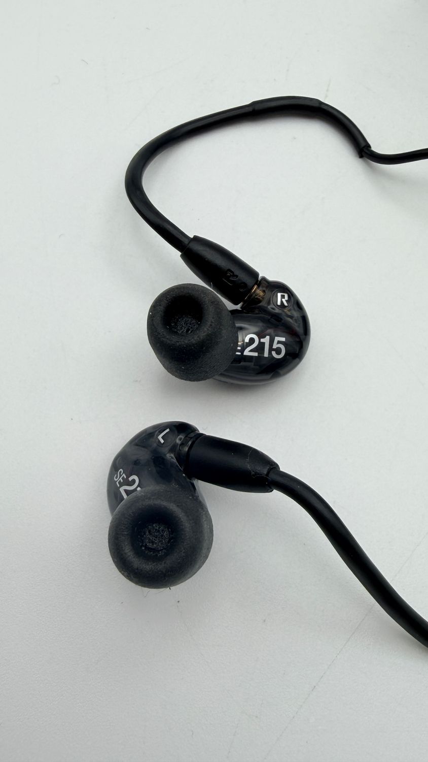 Shure SE215-K – słuchawki douszne czarne