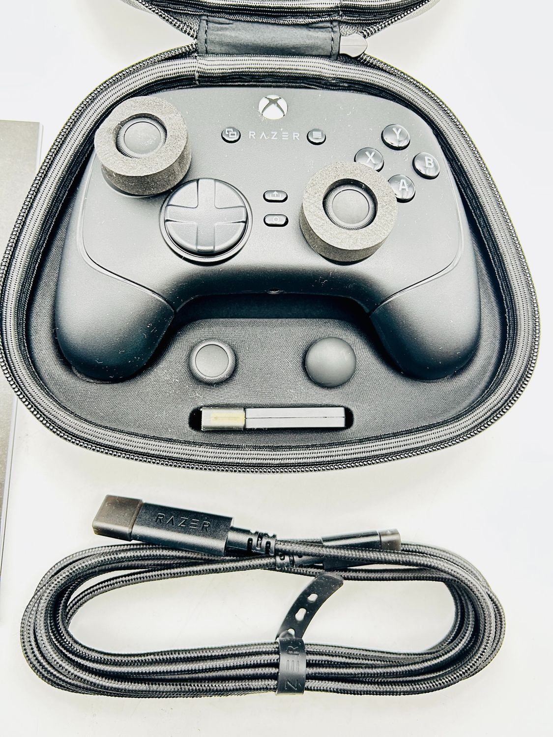 Razer Wolverine V3 Pro – bezprzewodowy kontroler