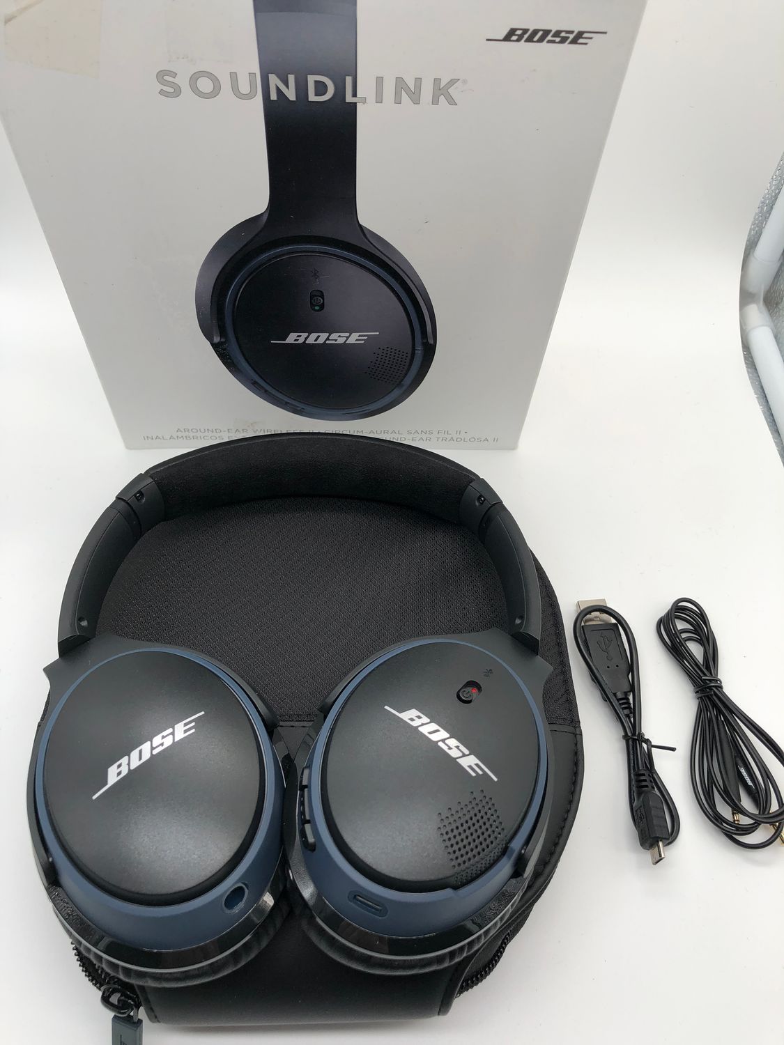 Bose® SoundLink® II — bezprzewodowe zamknięte słuchawki nauszne, czare