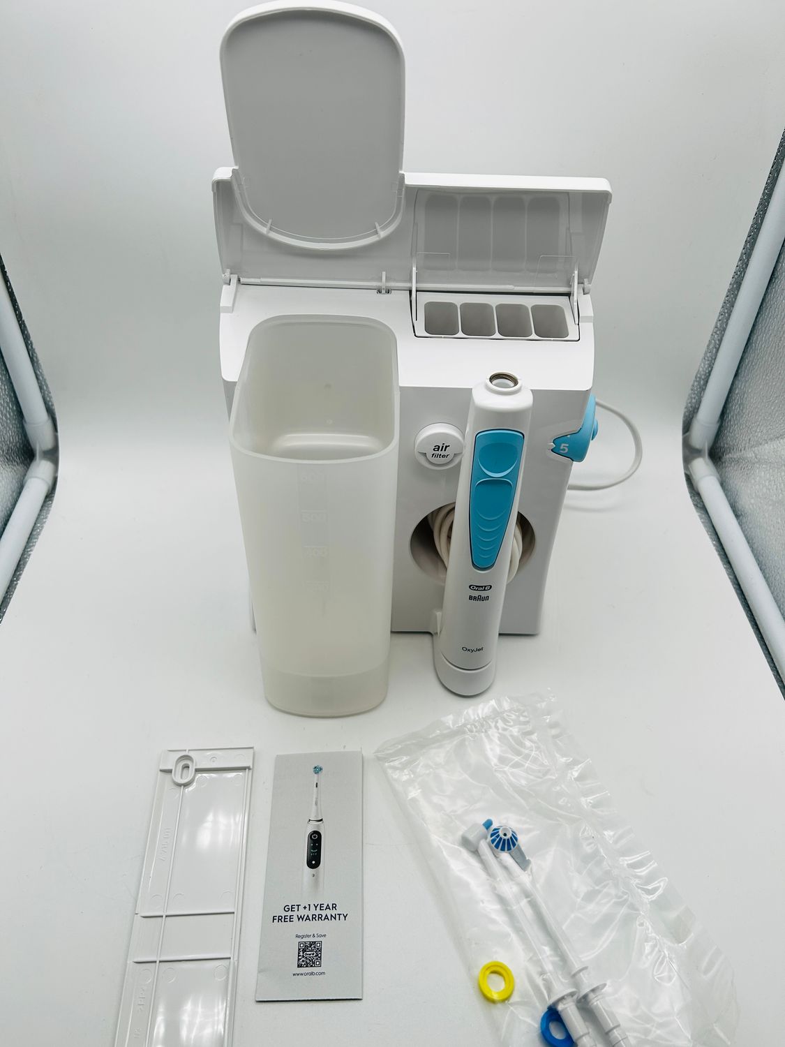 Oral-B Oral Health Center OxyJet irygator stacjonarny biały 600 ml