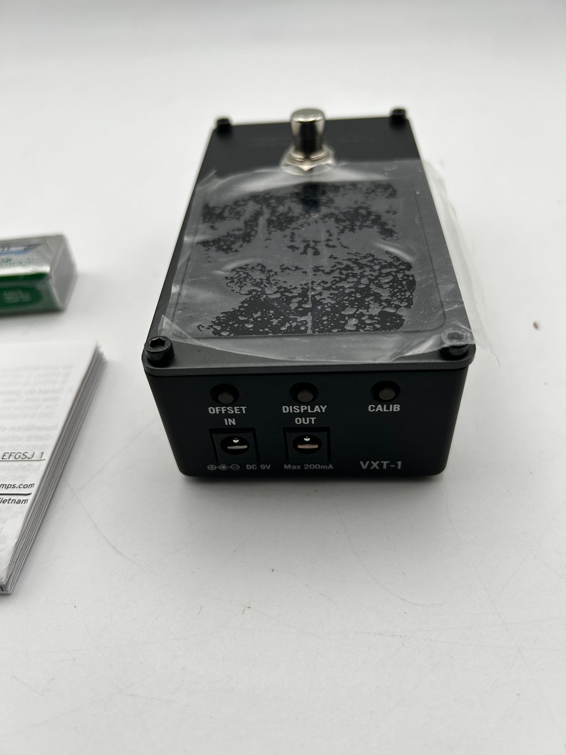 VOX VXT-1 – tuner pedałowy, czarny