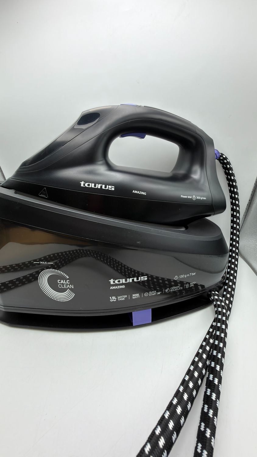 Taurus Amazing generator pary 3000 W, 1,5 l, para 130 g