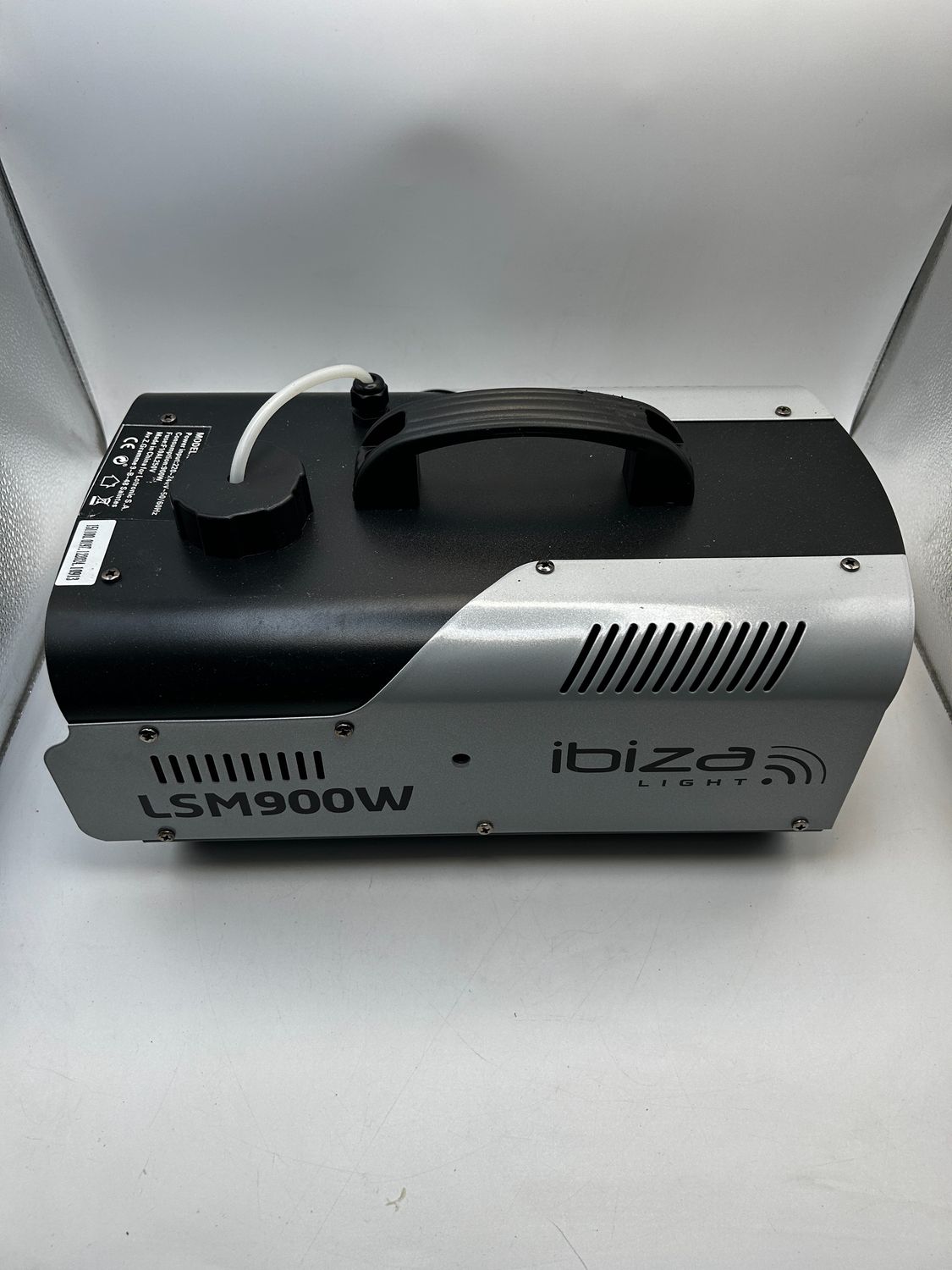 Ibiza LSM900W – maszyna do dymu 900 W z pilotem