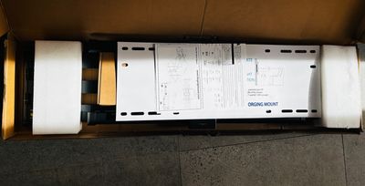 FORGING MOUNT EP9452-B – ścienny uchwyt TV z ramieniem 109 cm, dla telewizorów 50–90 cali