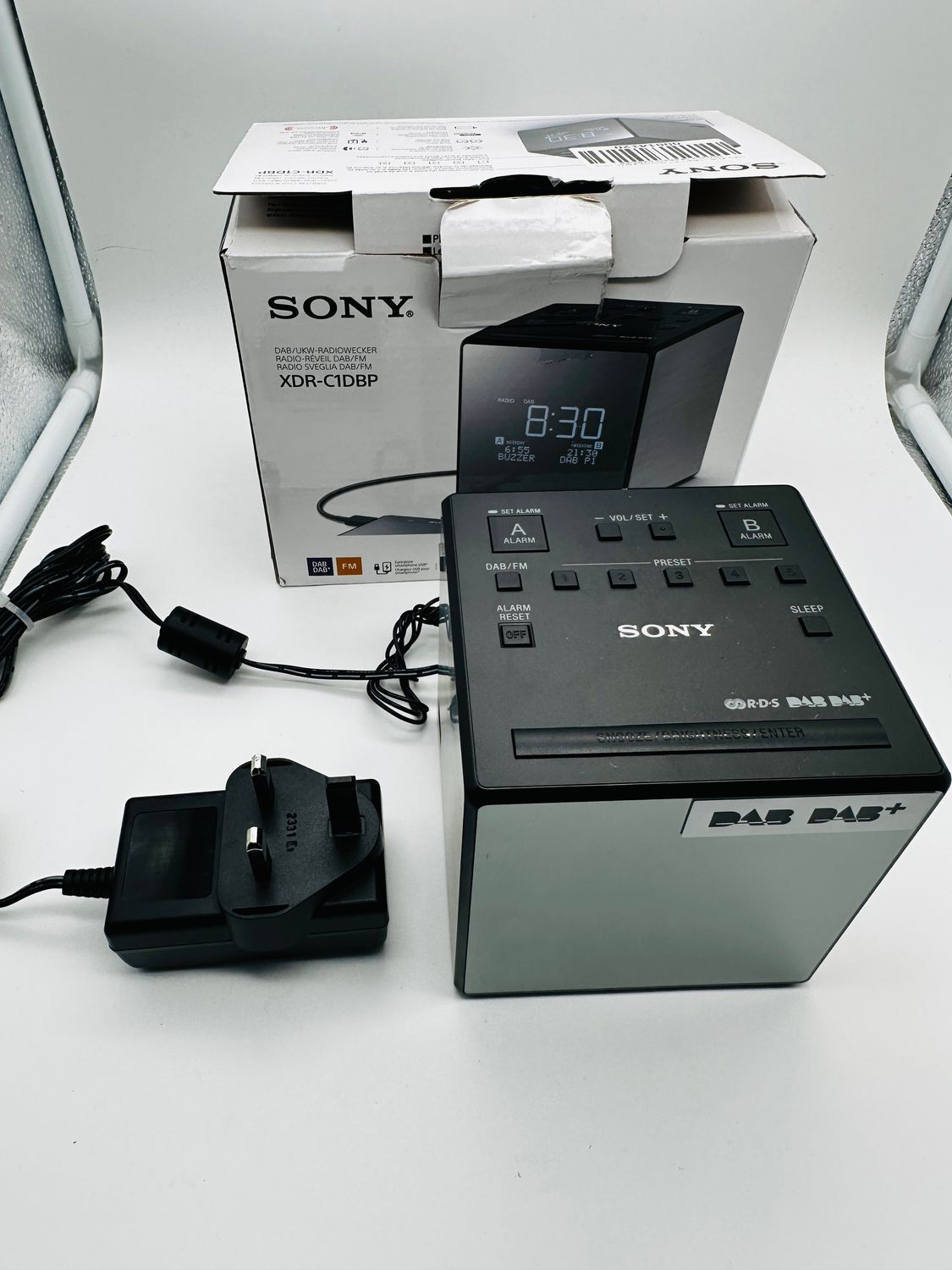 Sony XDR-C1DBP-CEK – przenośne radio z budzikiem DAB/DAB+