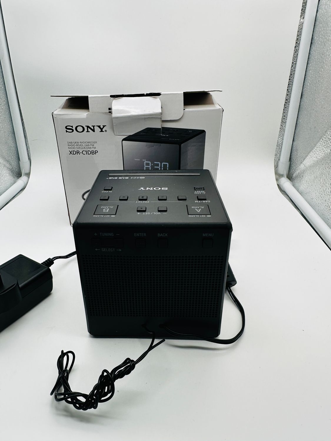 Sony XDR-C1DBP-CEK – przenośne radio z budzikiem DAB/DAB+