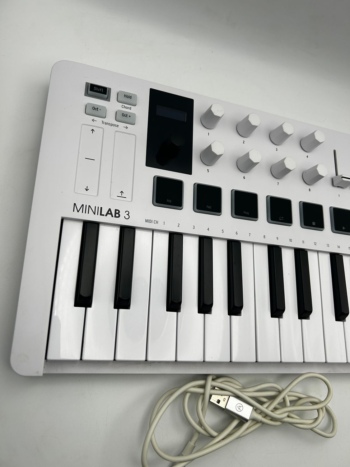 Arturia MiniLab 3 kompaktowy kontroler klawiaturowy, biały