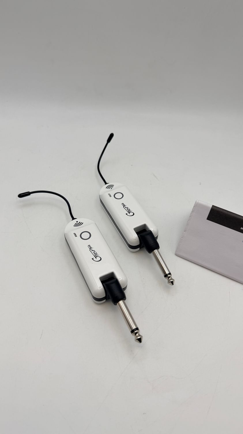 Mooer GTRS GWU4 UHF Wireless Plug - biały