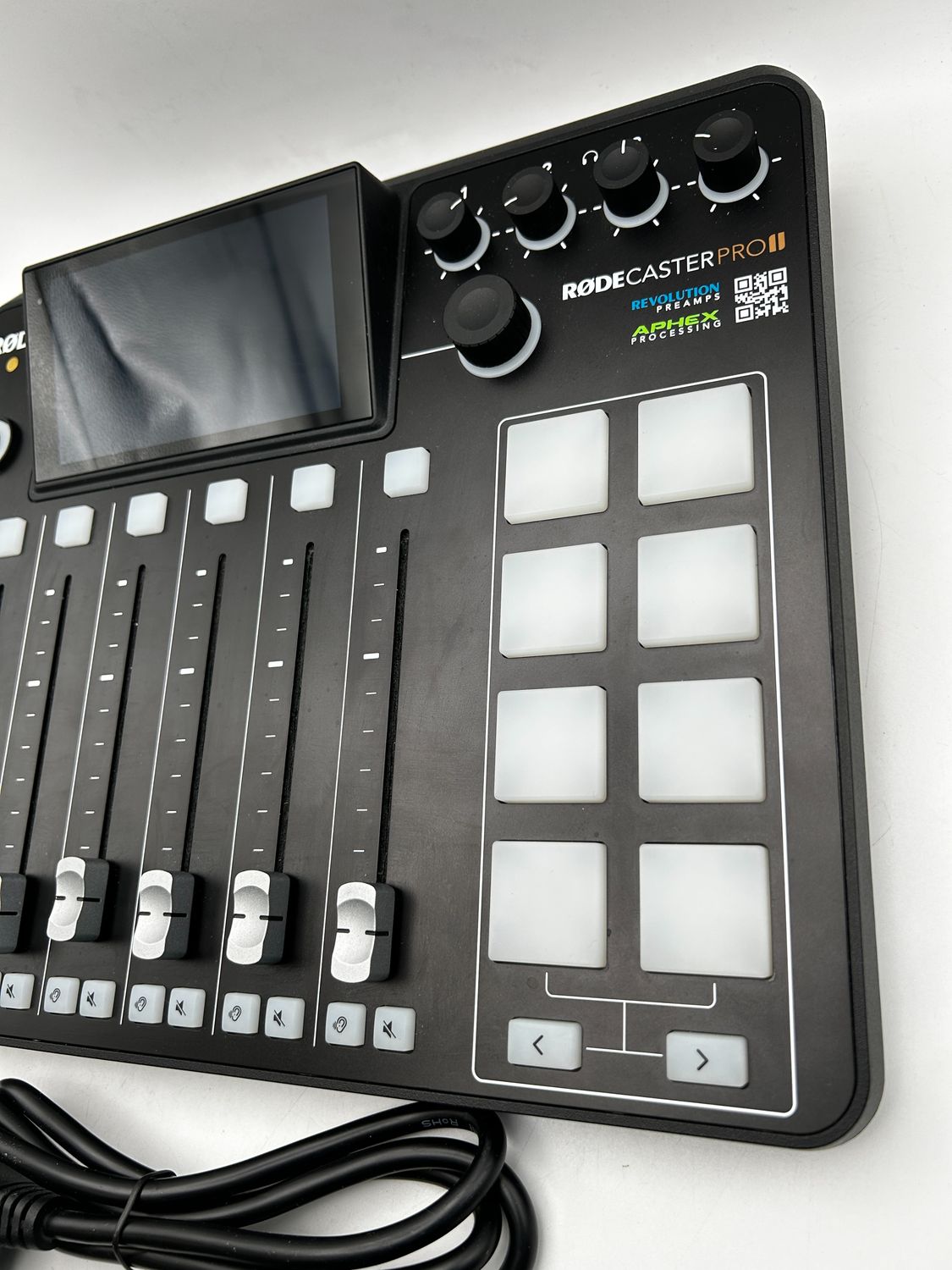 RØDE RØDECaster Pro II – kompleksowe rozwiązanie produkcyjne do podcastów