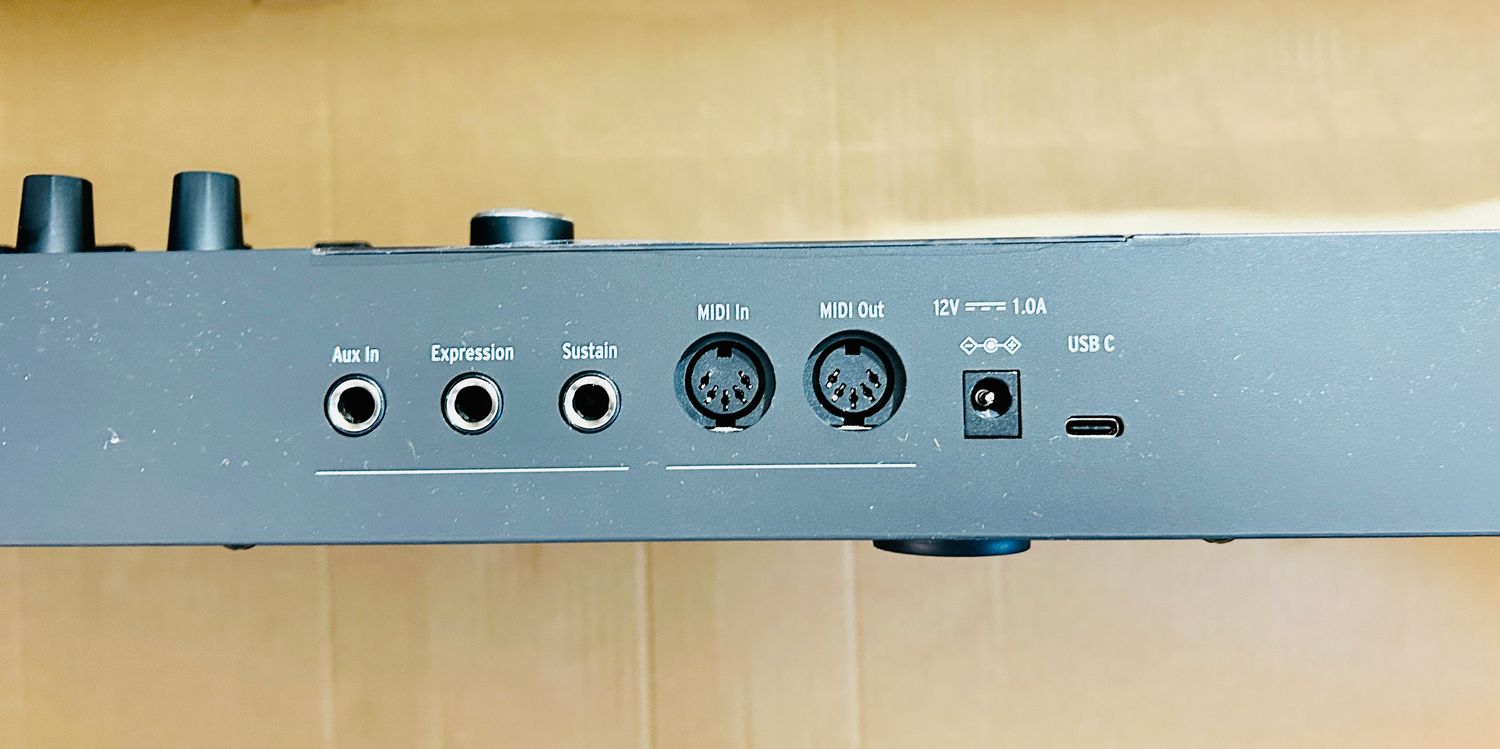 Arturia KeyLab 61 MK3 Black – kontroler MIDI 61 klawiszy, uszkodzone opakowanie