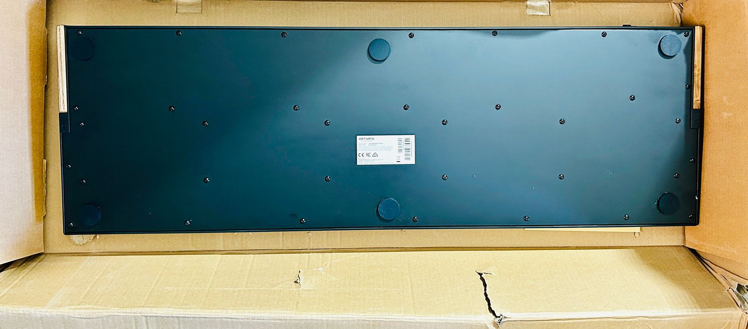 Arturia KeyLab 61 MK3 Black – kontroler MIDI 61 klawiszy, uszkodzone opakowanie