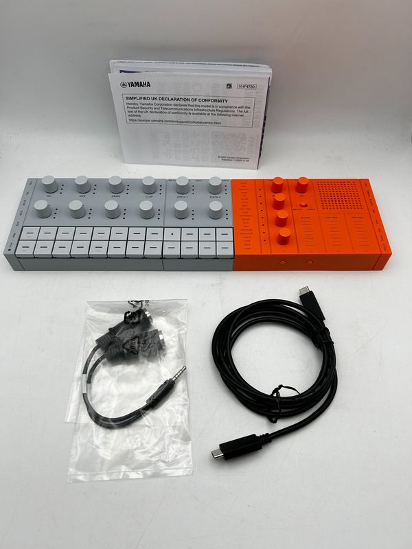Yamaha SEQTRAK – mobilny groovebox all-in-one, pomarańczowy