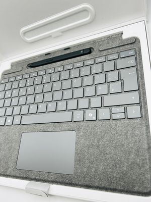 Klawiatura Microsoft Surface Pro 13″ ze Slim Pen, platynowa
