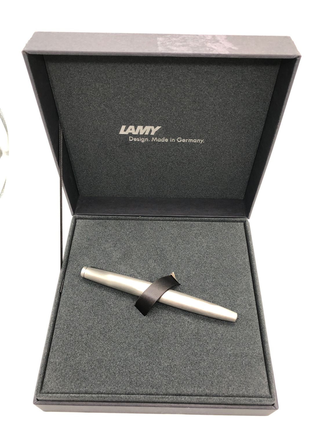 Lamy model 2000 002 1224125 pióro wieczne ze stalówką M, EF, srebrne