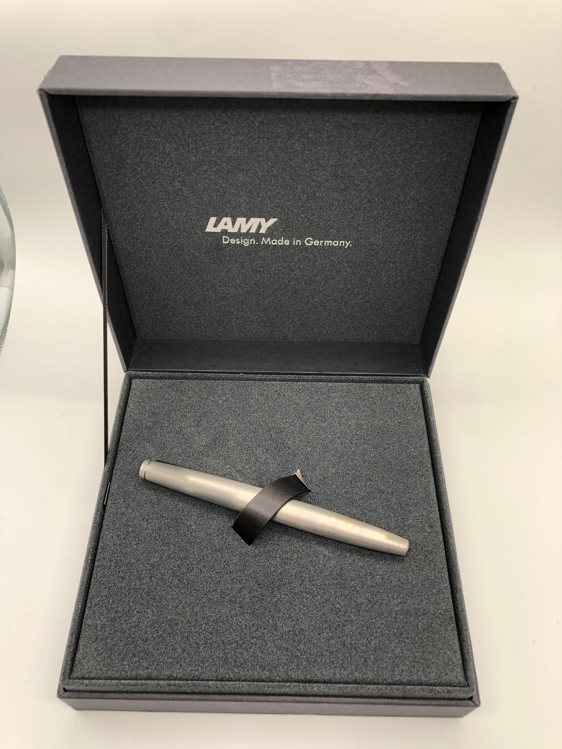 Lamy model 2000 002 1224125 pióro wieczne ze stalówką M, EF, srebrne