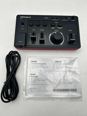 Roland AIRA Compact E-4 VOICE TWEAKER | Narzędzie do występów wokalных