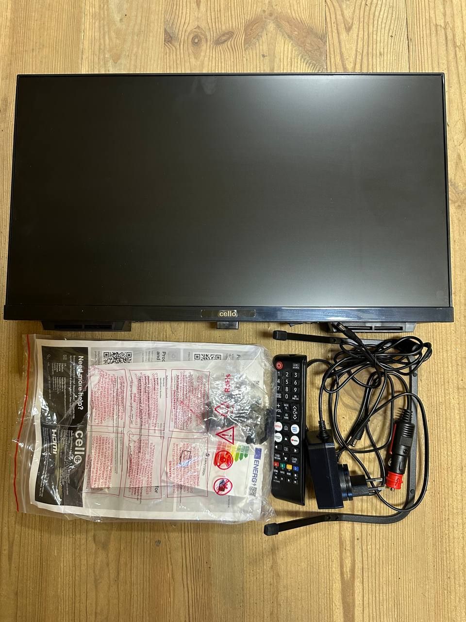 Cello CTRAV-22TZ 22" Smart TV 12 V Traveller z Tizen OS Samsung
