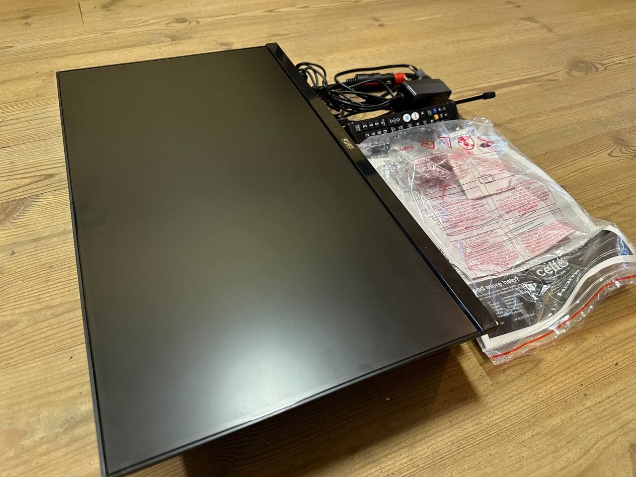 Cello CTRAV-22TZ 22" Smart TV 12 V Traveller z Tizen OS Samsung