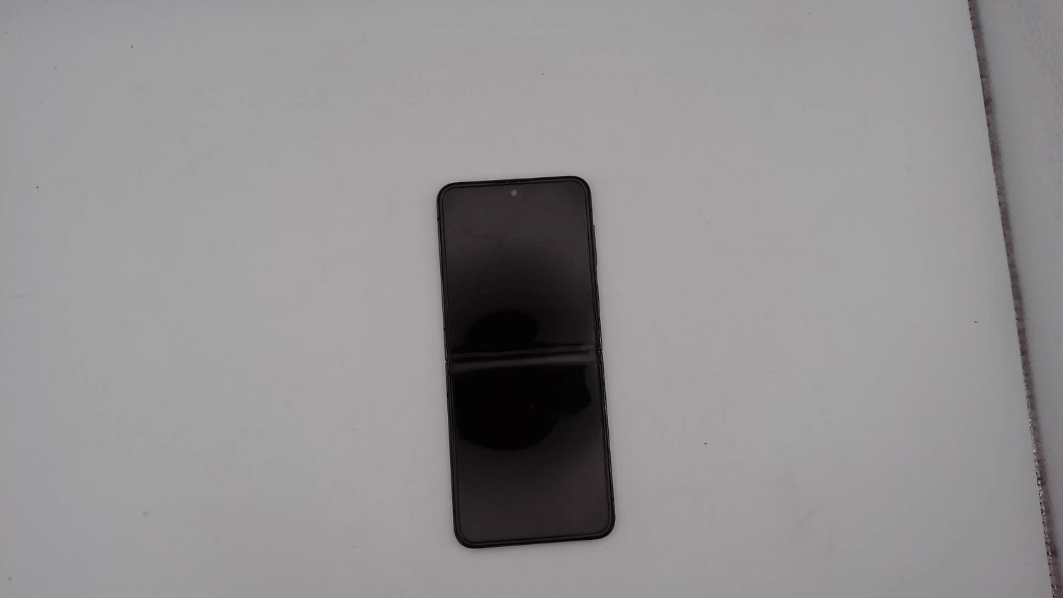Samsung Galaxy Z Flip5, 512 GB - uszkodzony
