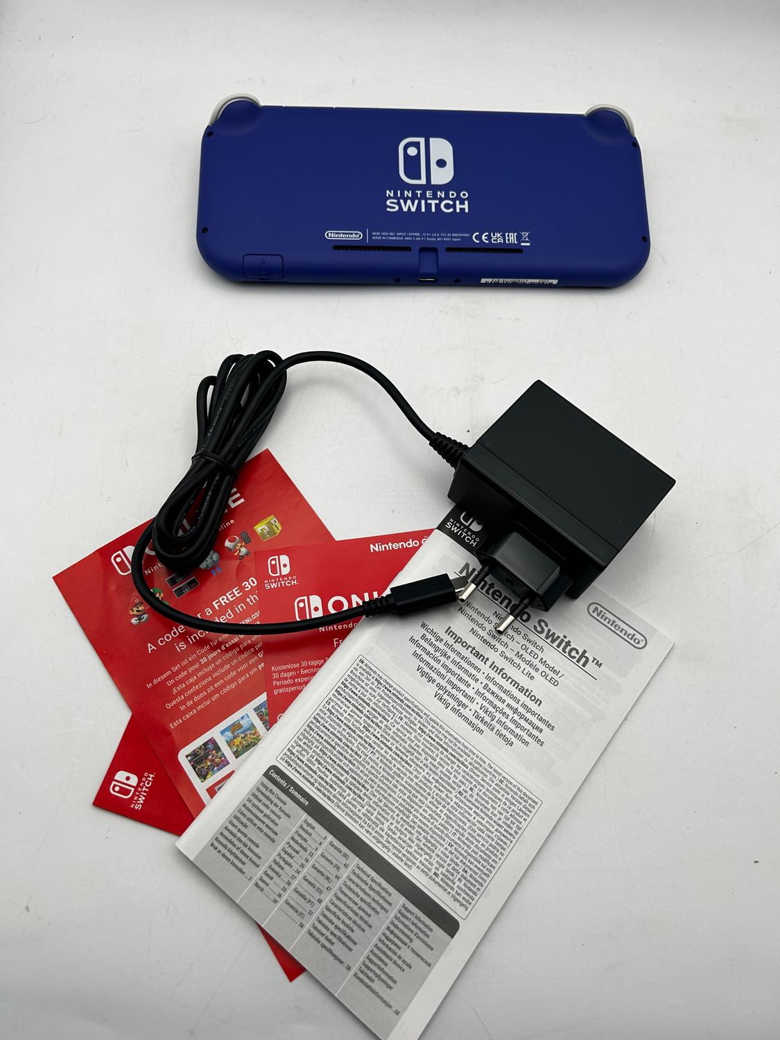 Nintendo Switch Lite – uszkodzona, niebieski ekran po uruchomieniu