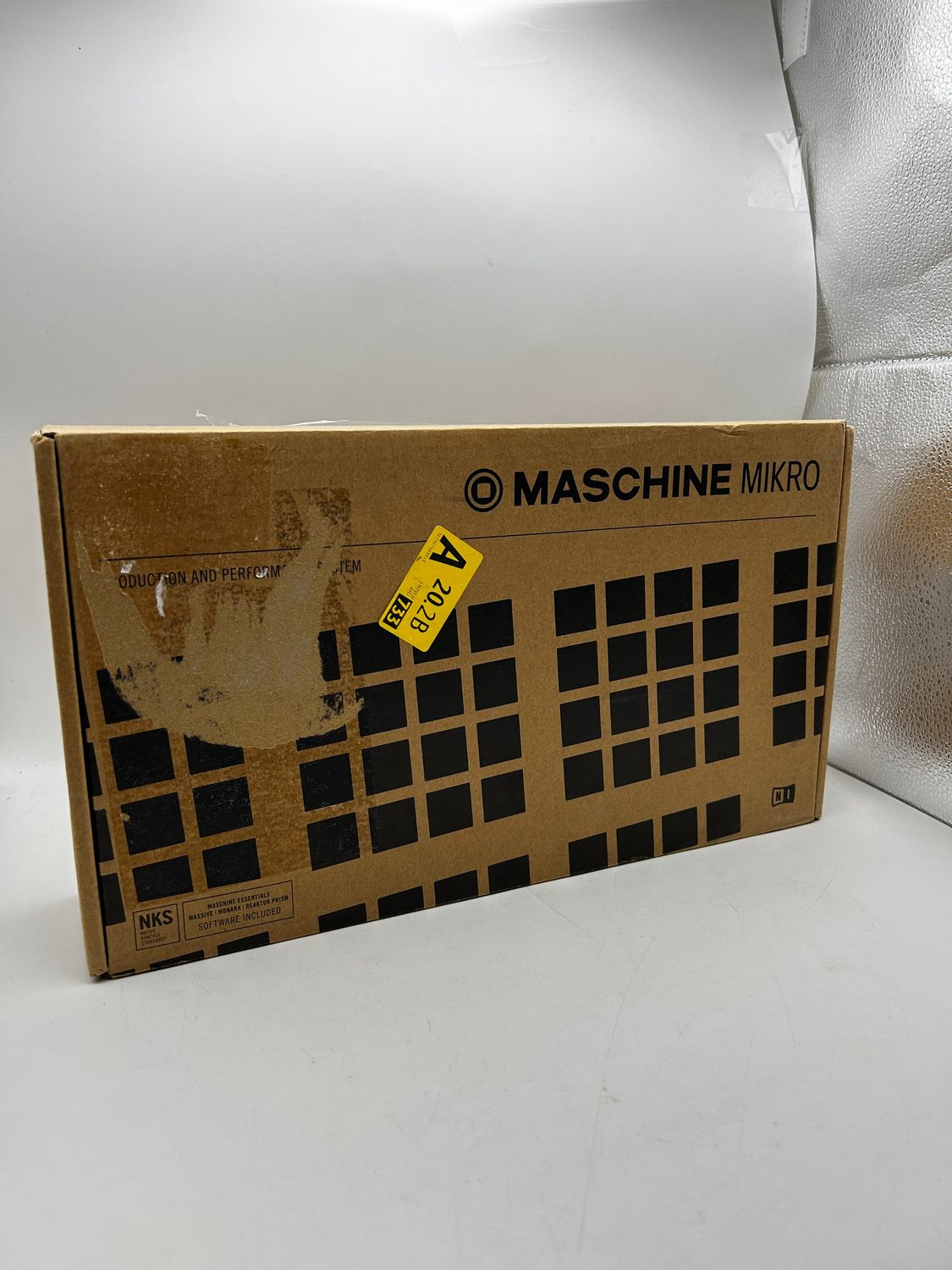 Native Instruments Mikro Mk3, kontroler MIDI USB Drum Pad
