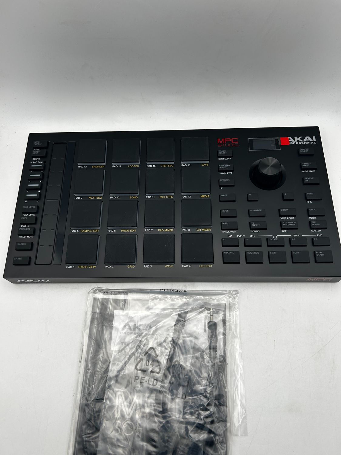 Akai Professional MPC Studio – kontroler MIDI