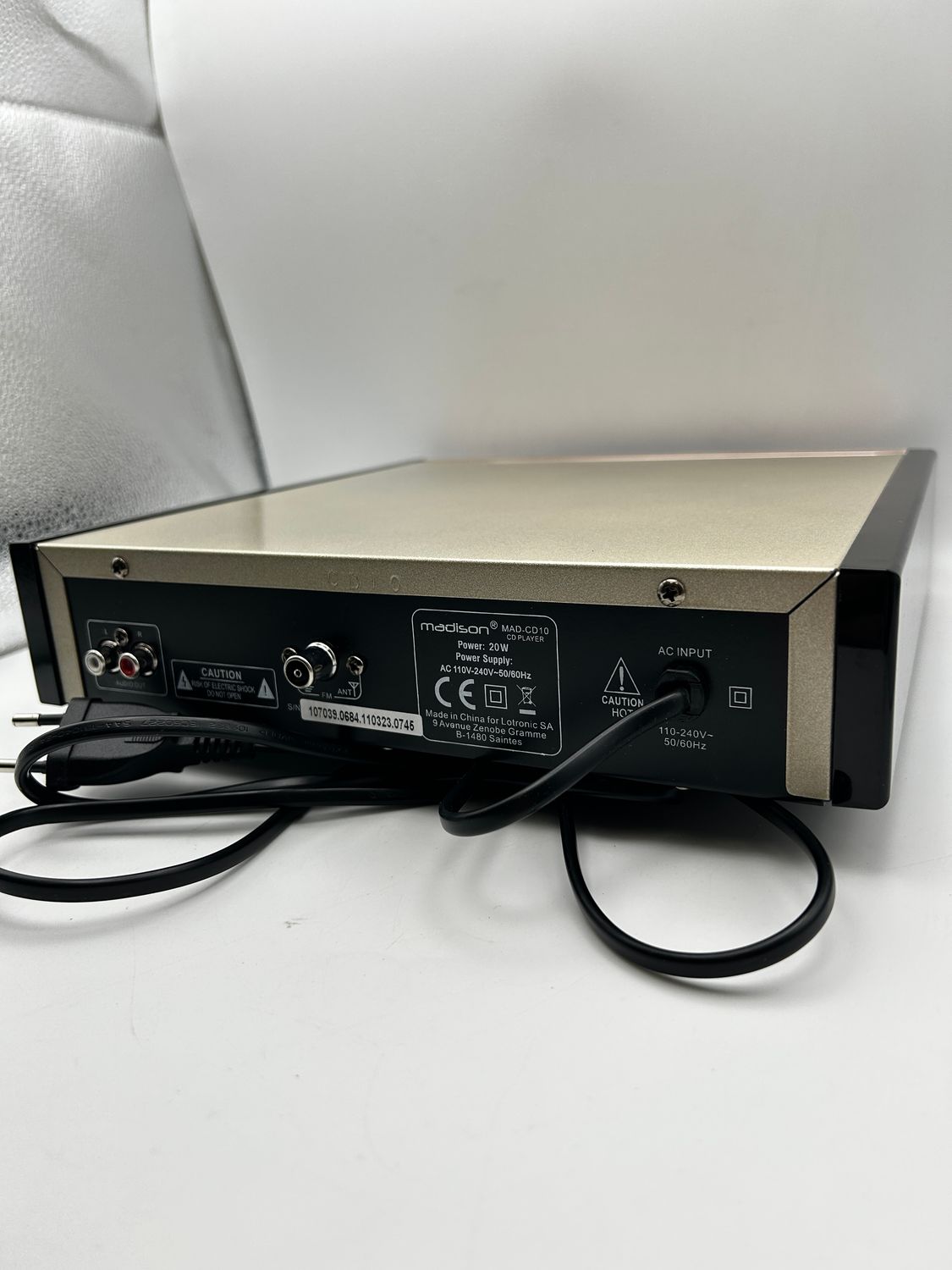 MADISON MAD-CD10 – odtwarzacz CD i tuner FM z USB i pilotem