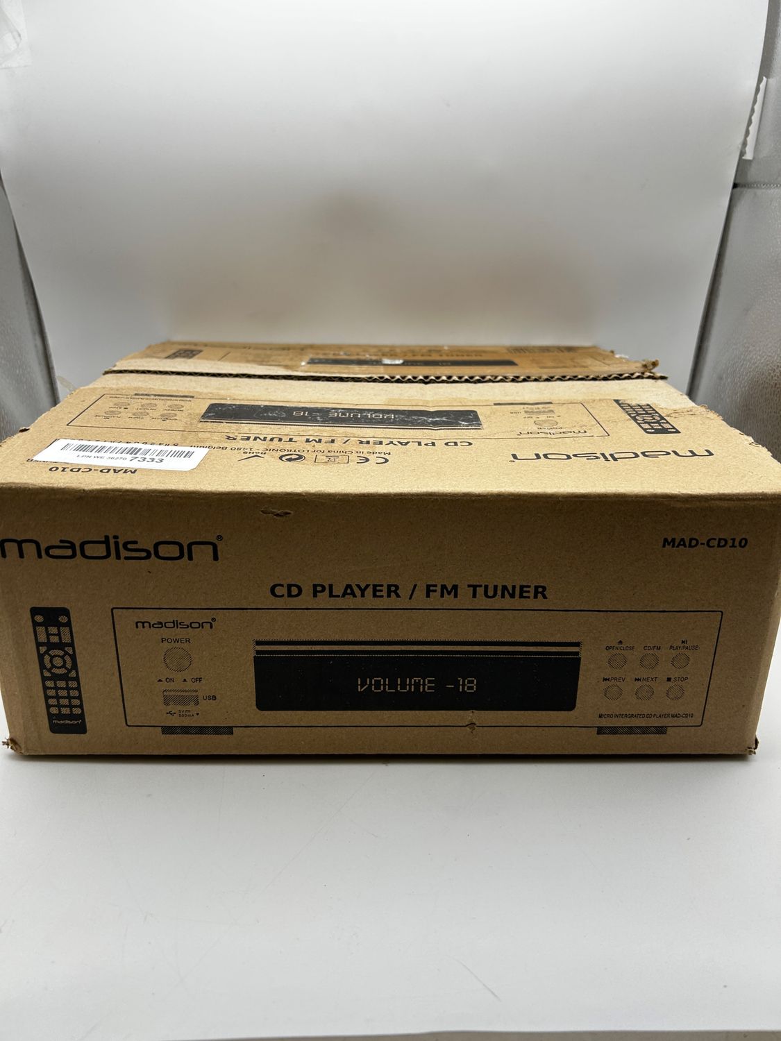 MADISON MAD-CD10 – odtwarzacz CD i tuner FM z USB i pilotem