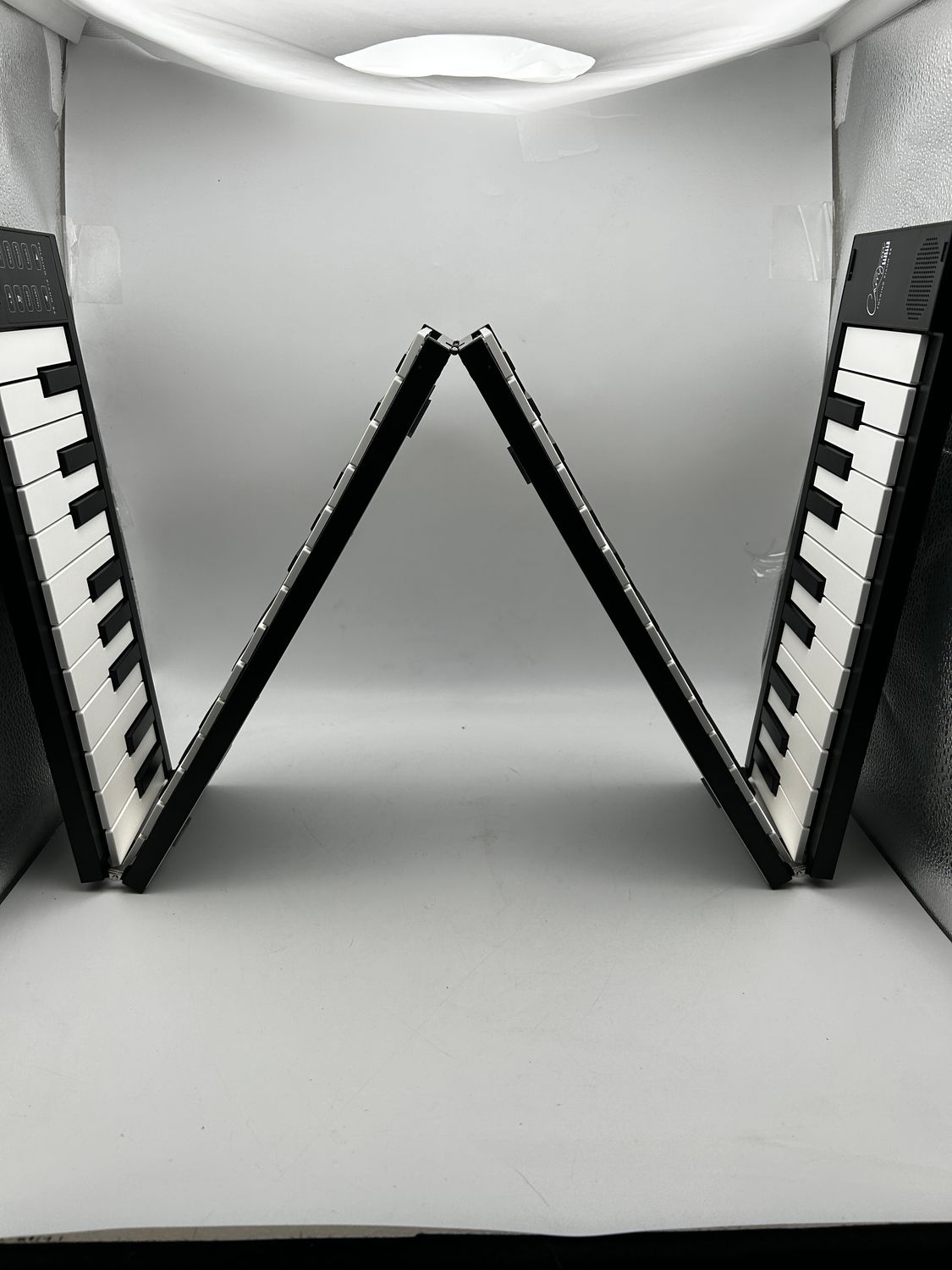 BLACKSTAR Carry-on 88 - czarne składane pianino 89-klawiszowe Black. K